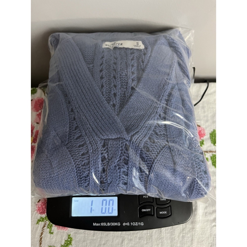 Hollister‎ Co. Blue Cropped Cable Knit Collared V-Neck Sweater Sz S - Picture 10 of 10
